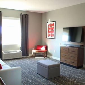 One-Bedroom Suite Two Queen Beds Non-Smoking